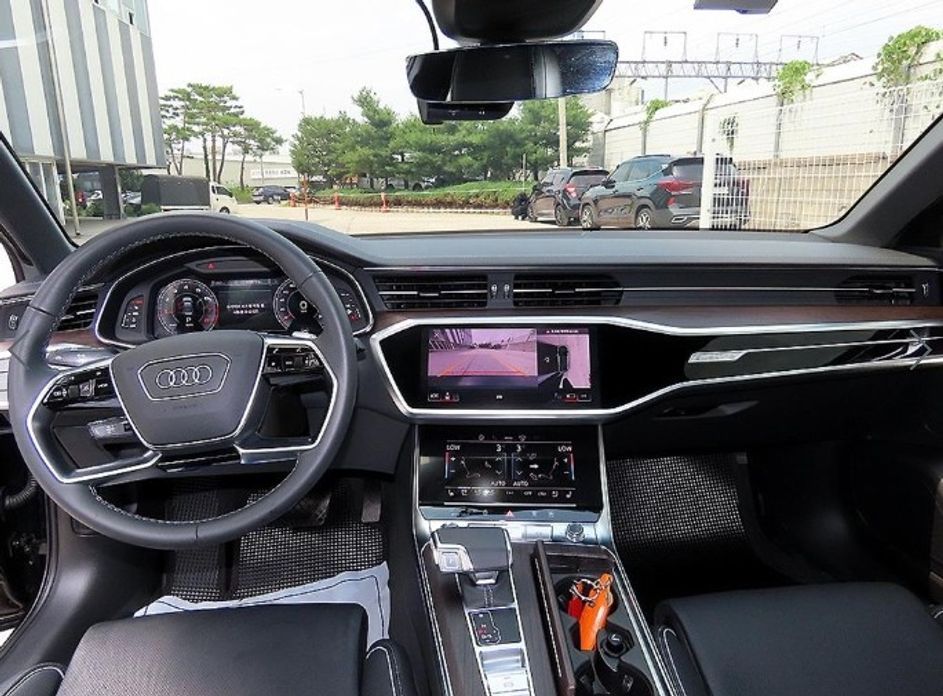 Audi A6 2025