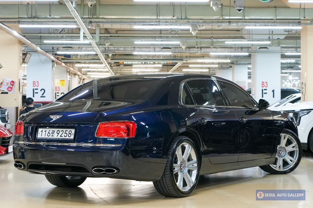 Bentley Flying Spur 2016