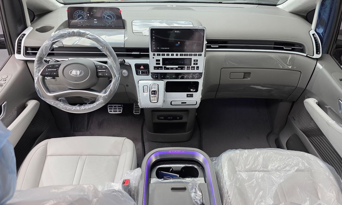 Hyundai Staria 2025