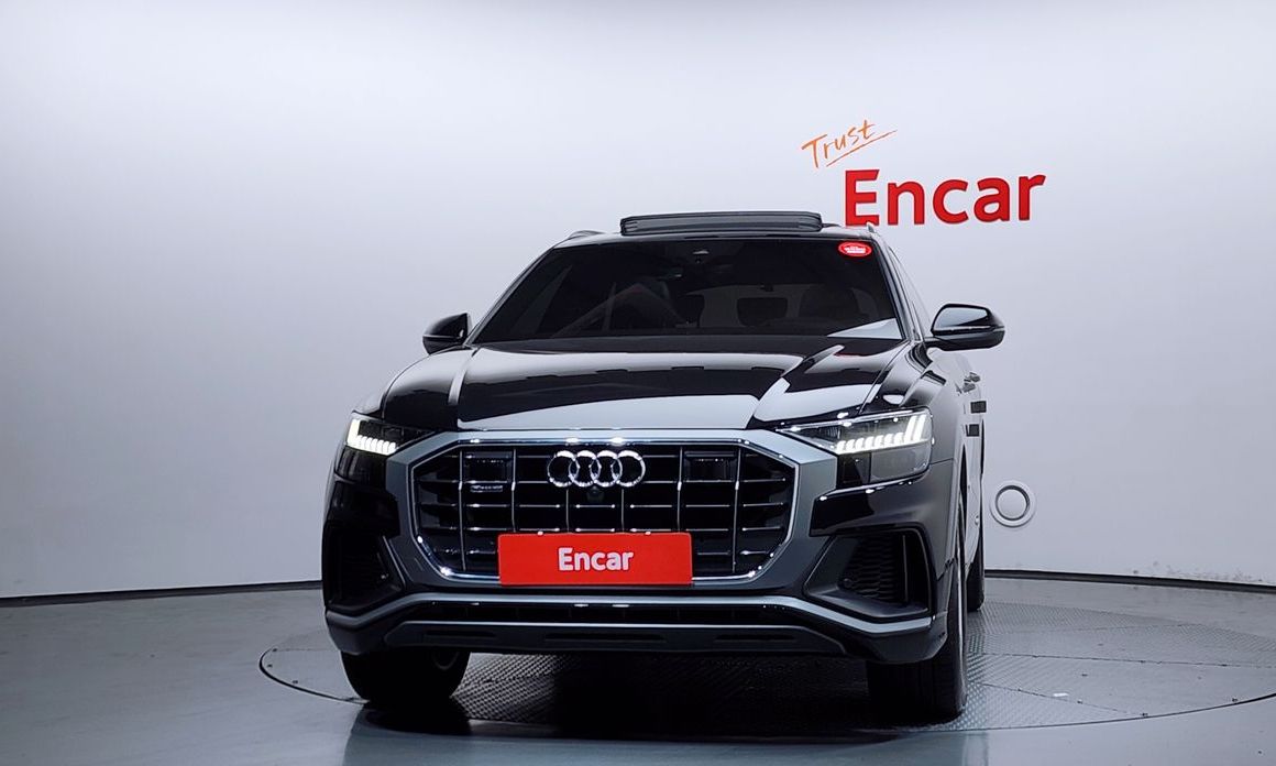 Audi Q8 2021