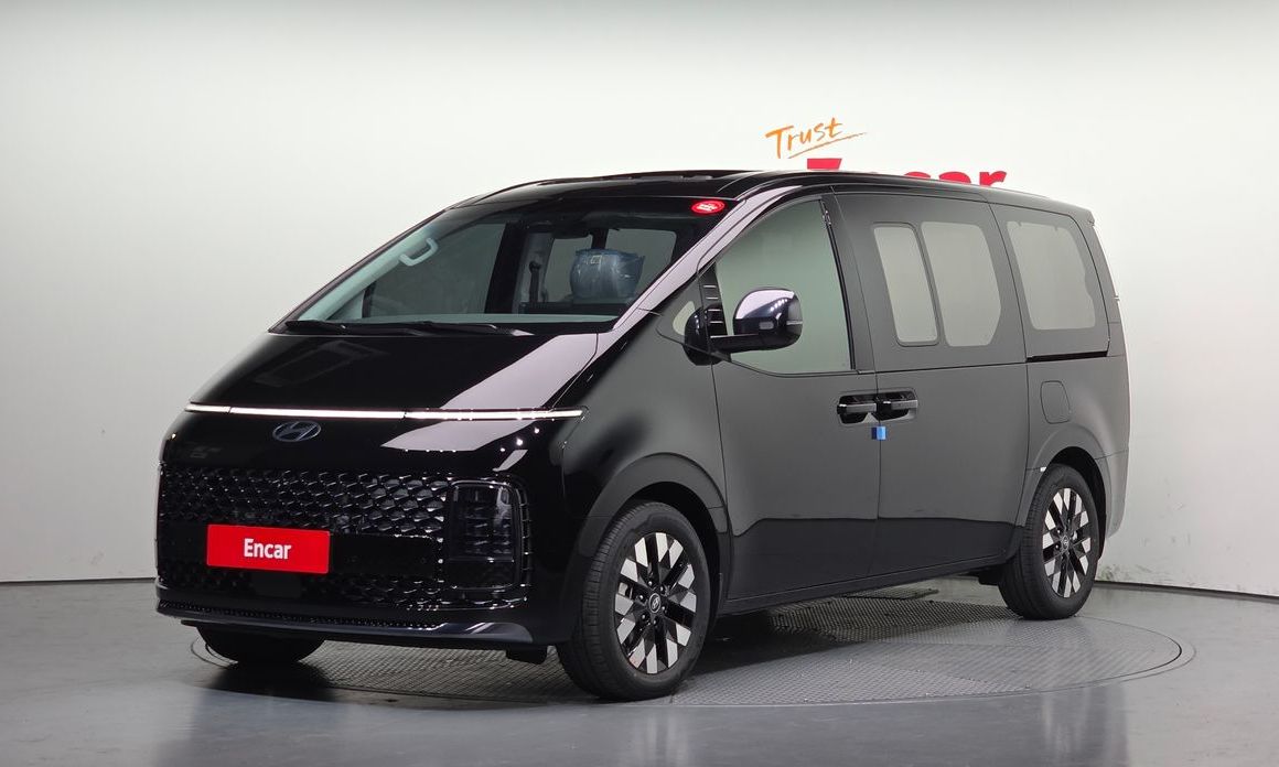 Hyundai Staria 2025