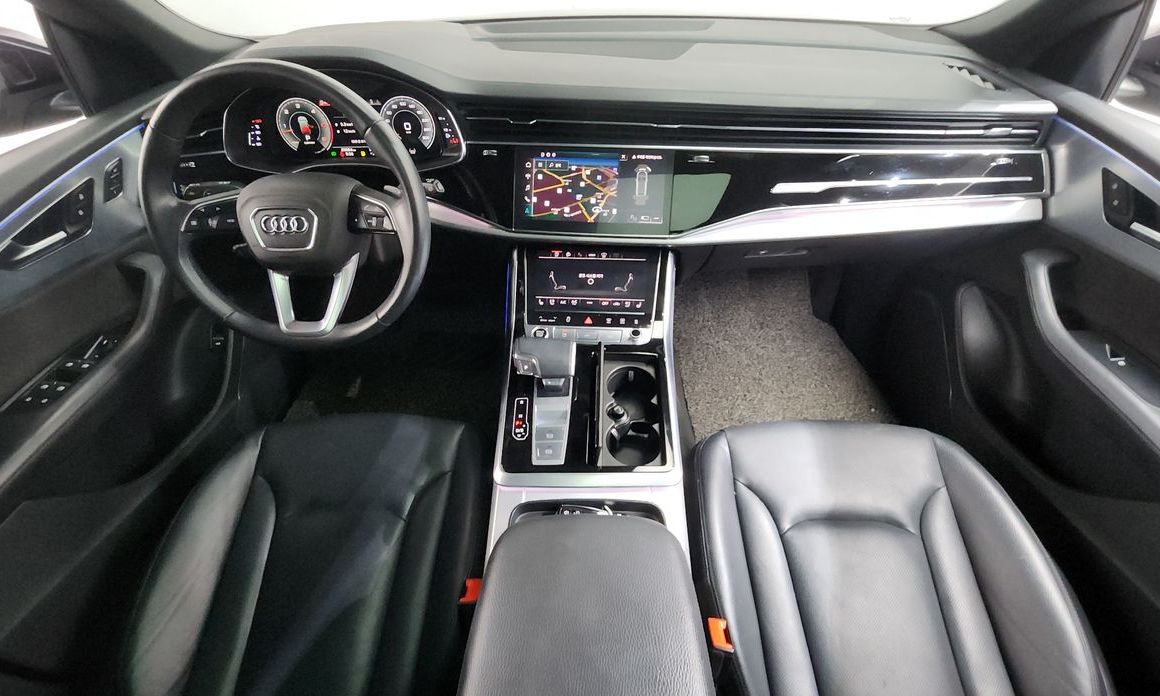 Audi Q8 2021