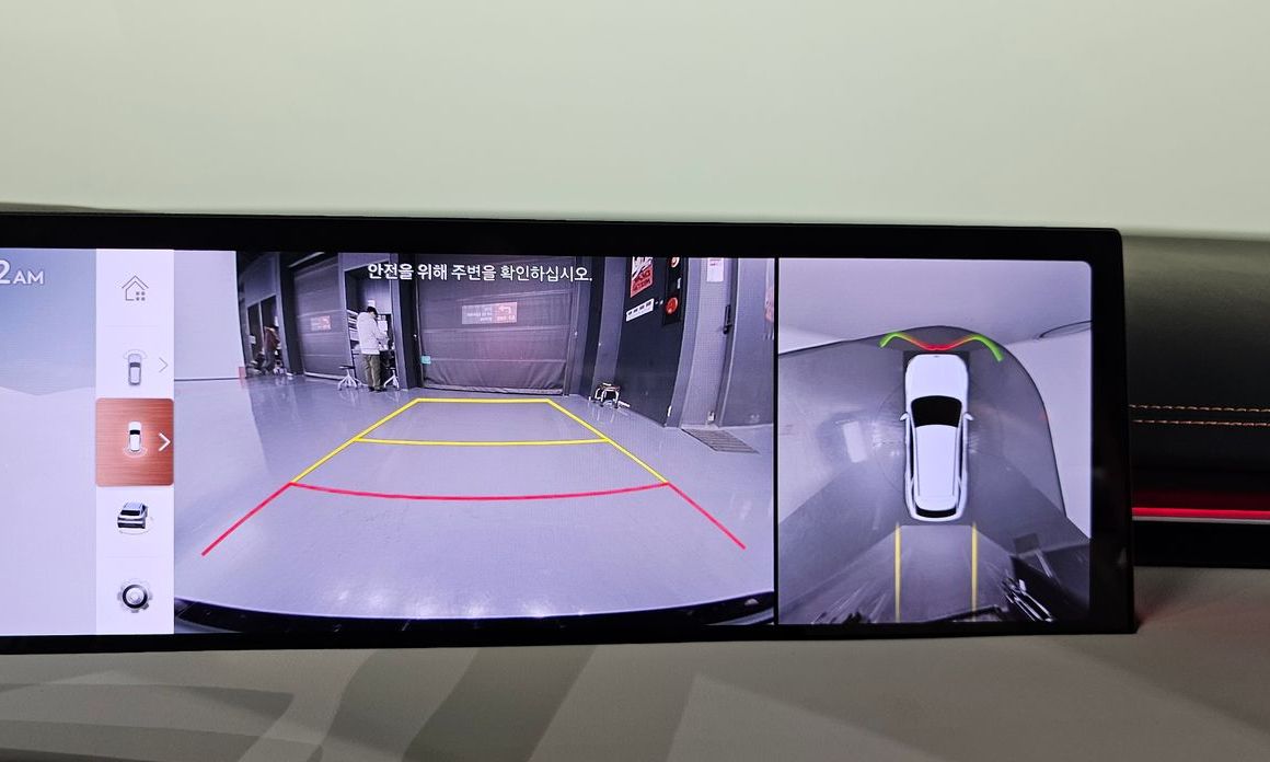 Genesis GV70 2025