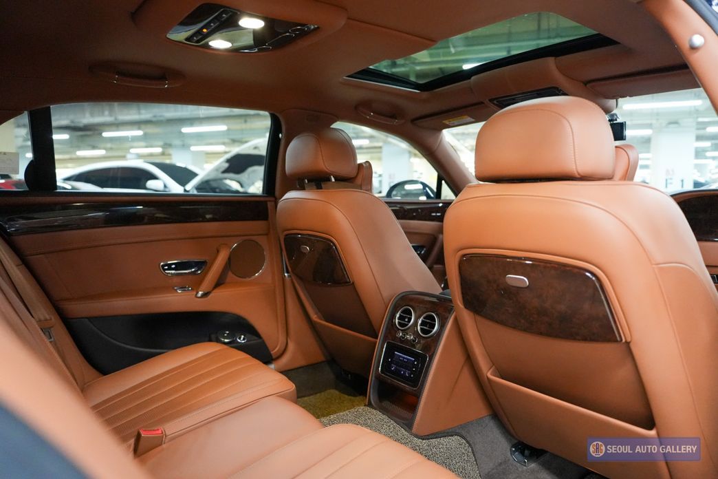 Bentley Flying Spur 2016