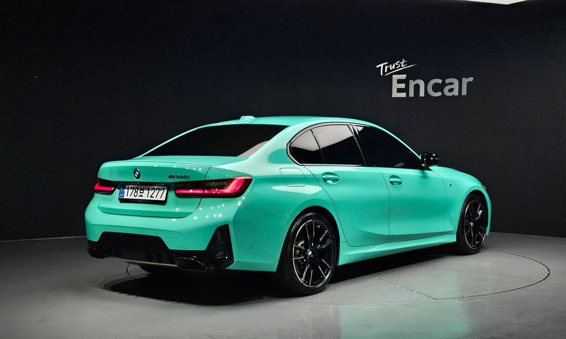 BMW 3-Series 2024