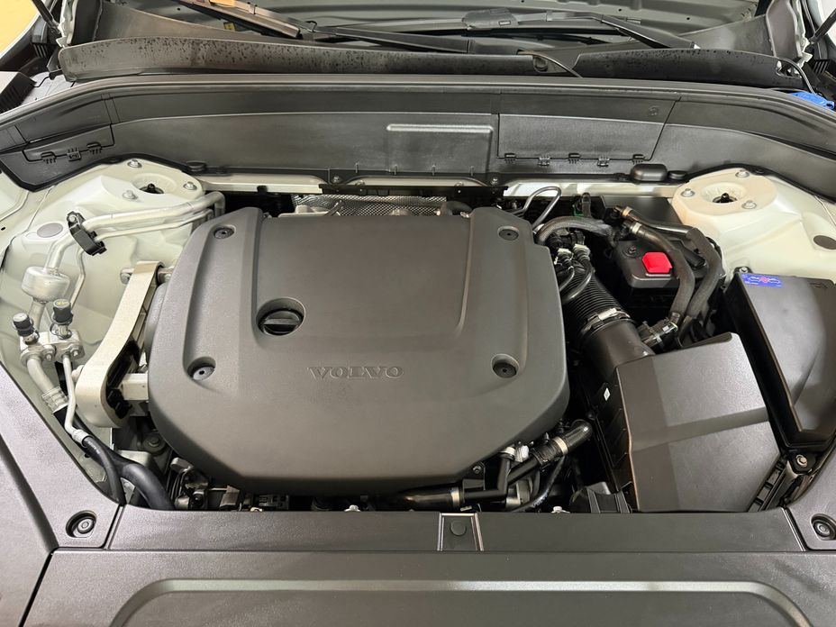 Volvo XC90 2025