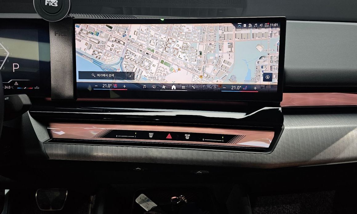 BMW 5-Series 2024