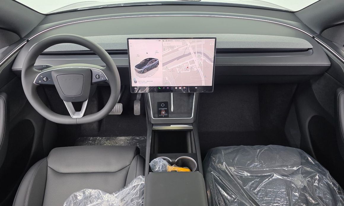 Tesla Model Y 2026