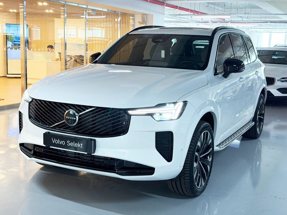Volvo XC90 2025