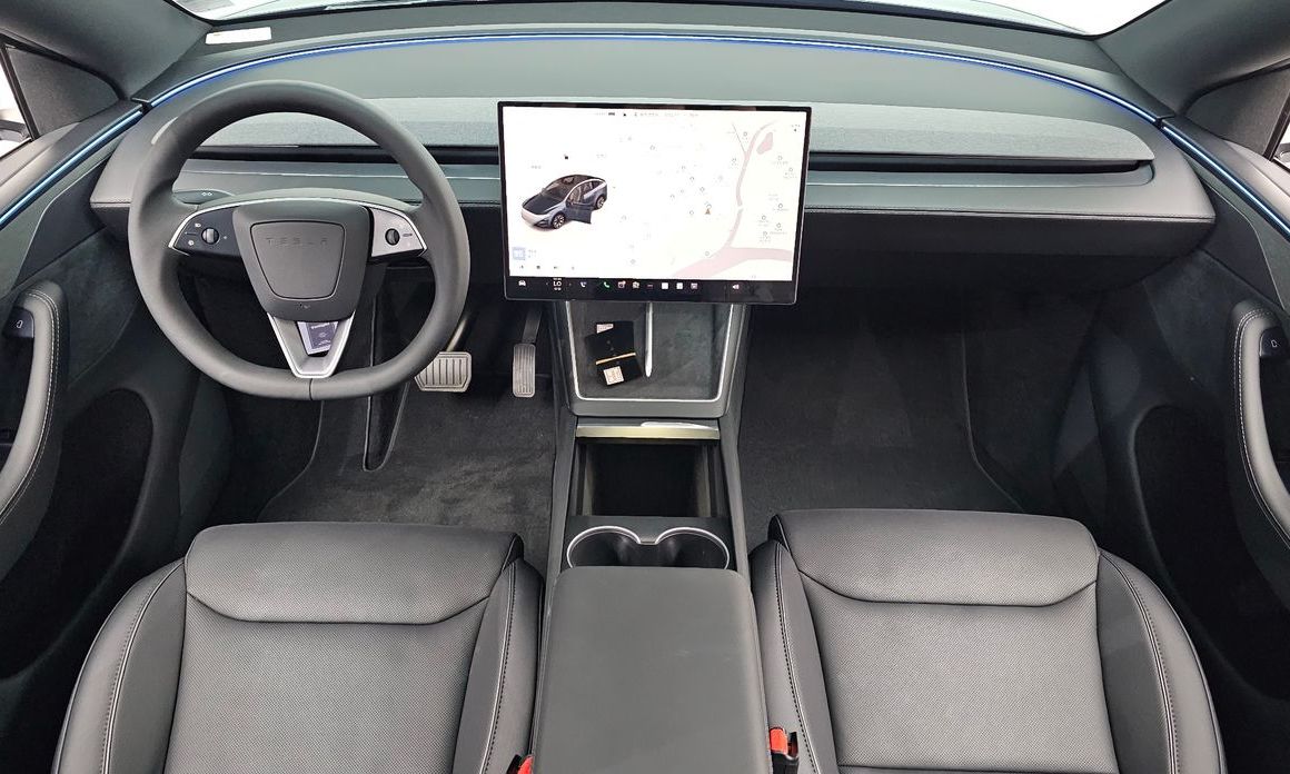 Tesla Model Y 2026