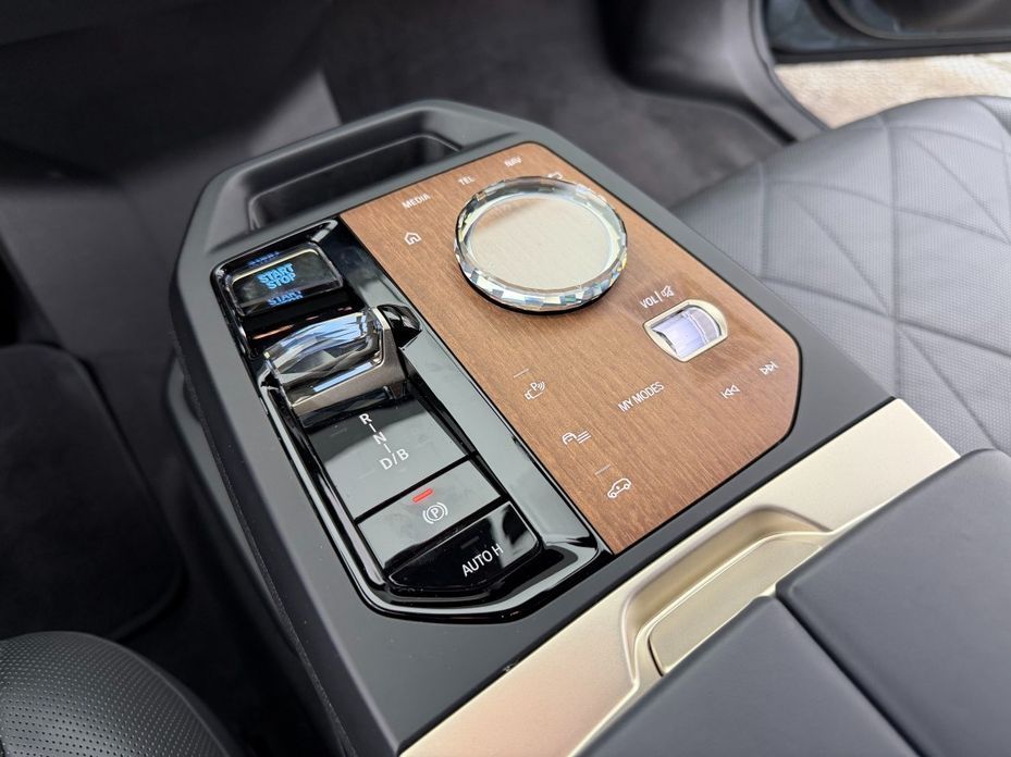 BMW iX 2022