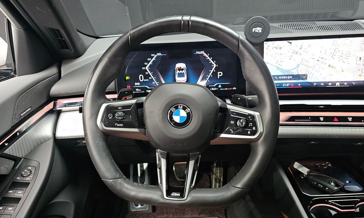 BMW 5-Series 2024