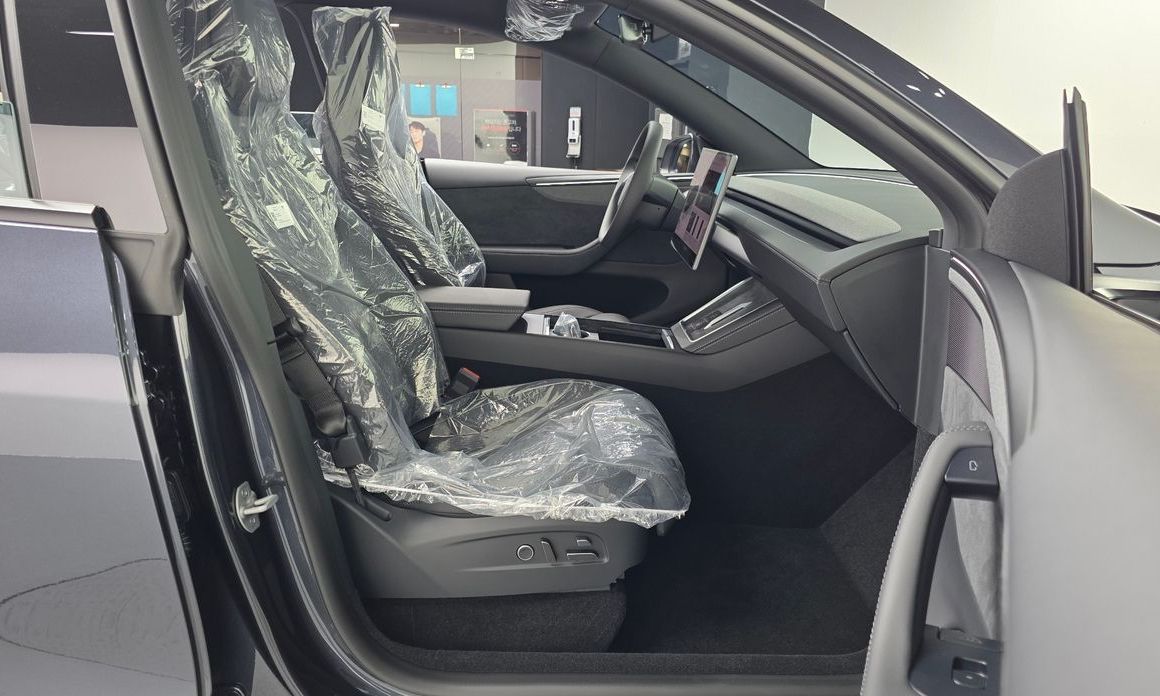 Tesla Model Y 2026