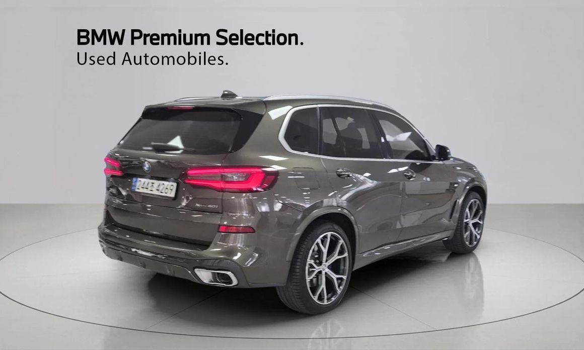 BMW X5 2023