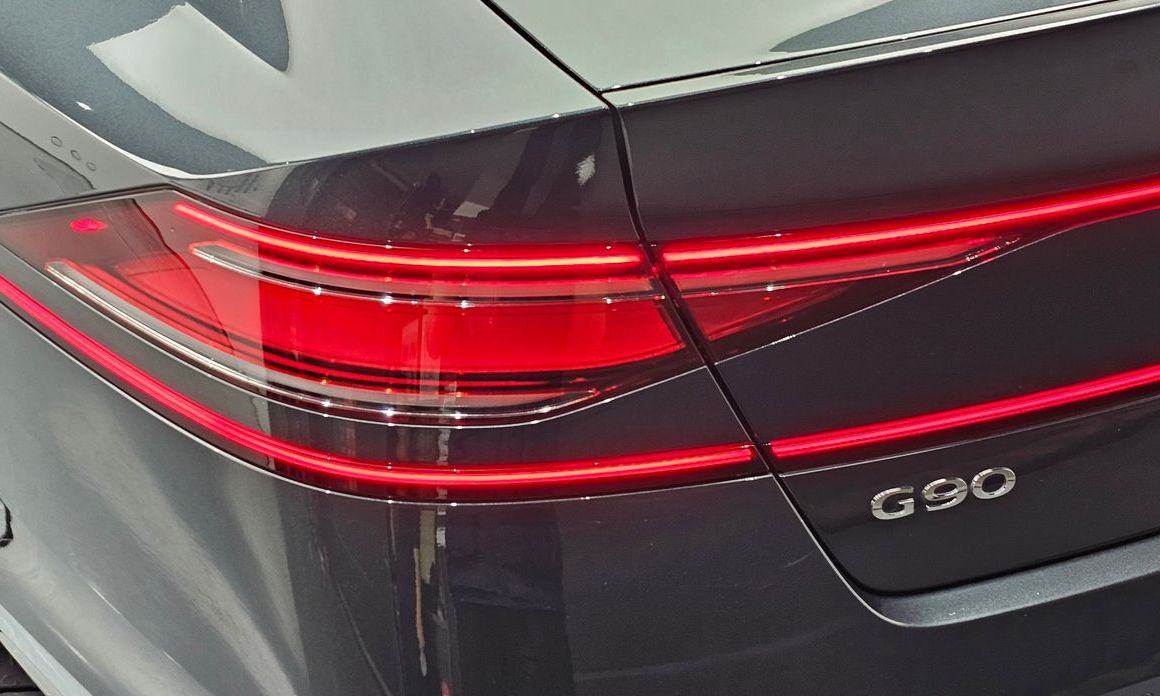 Genesis G90 2023