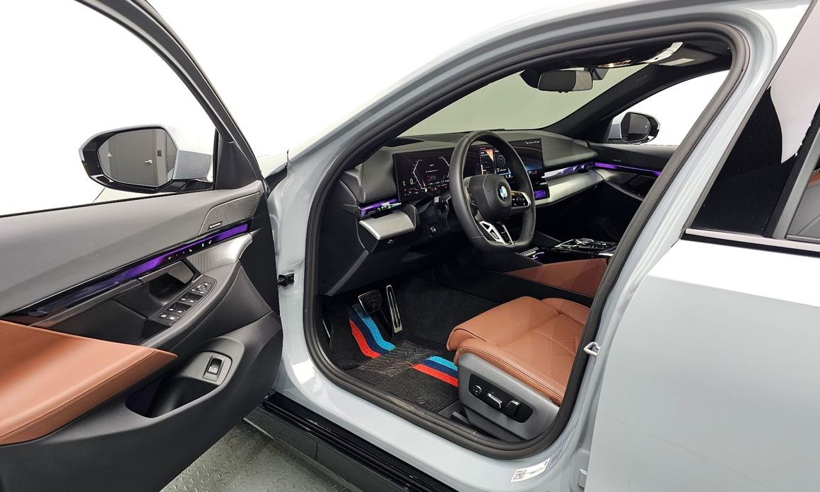 BMW 5-Series 2025