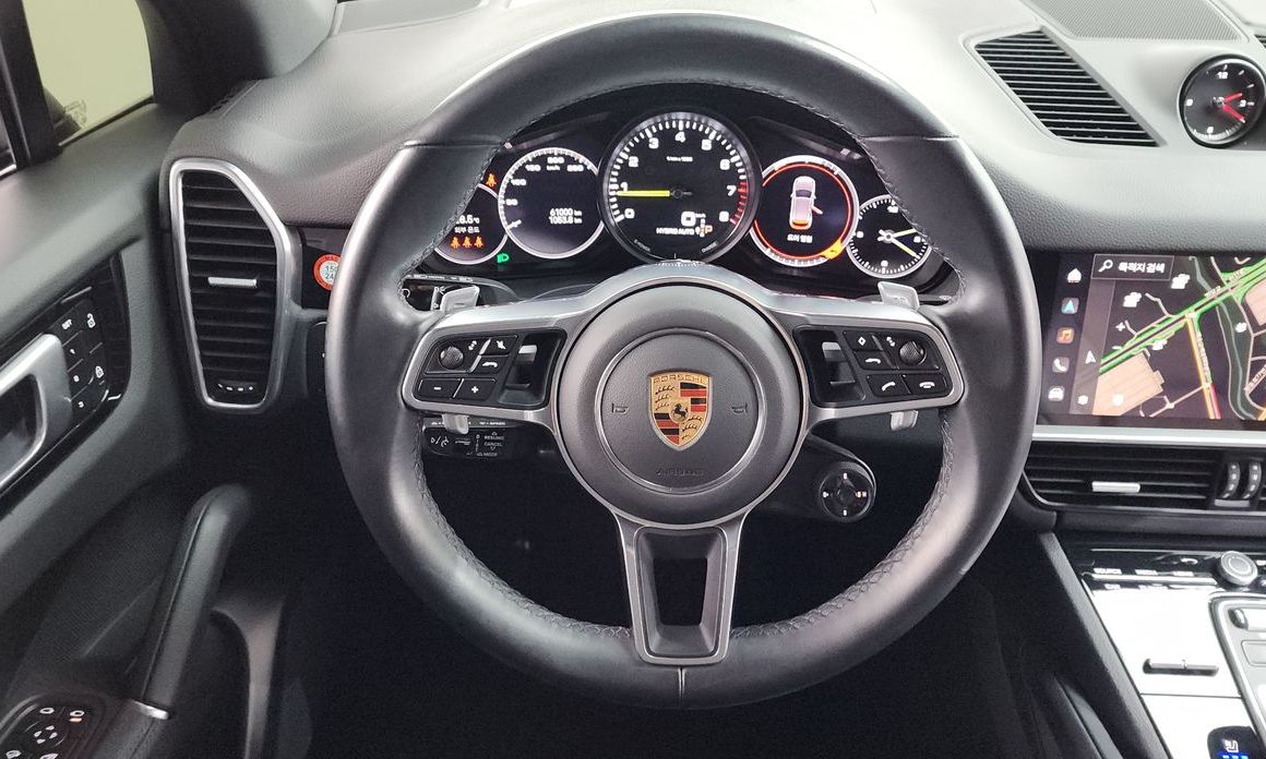 Porsche Cayenne 2022