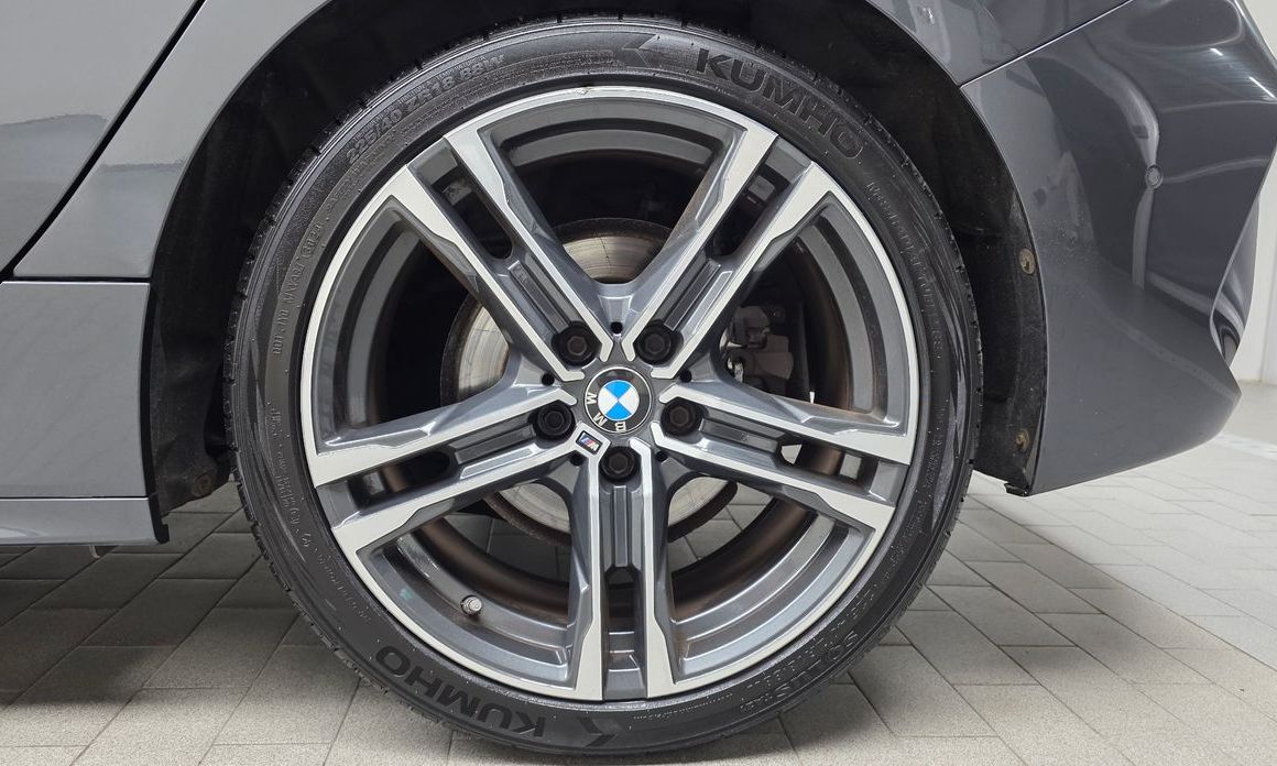 BMW 1-Series 2021