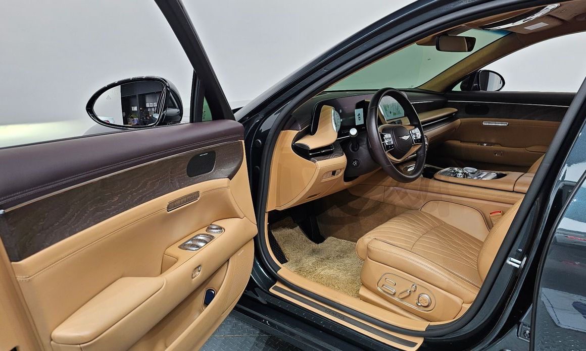 Genesis G90 2023