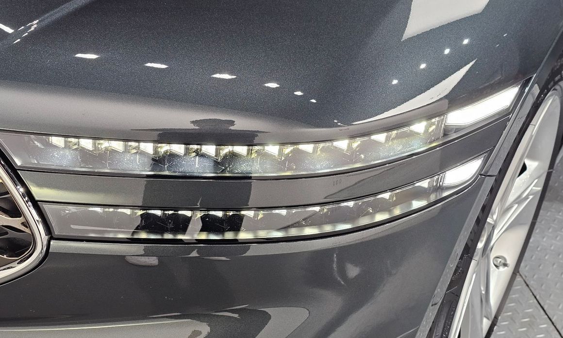 Genesis G90 2023