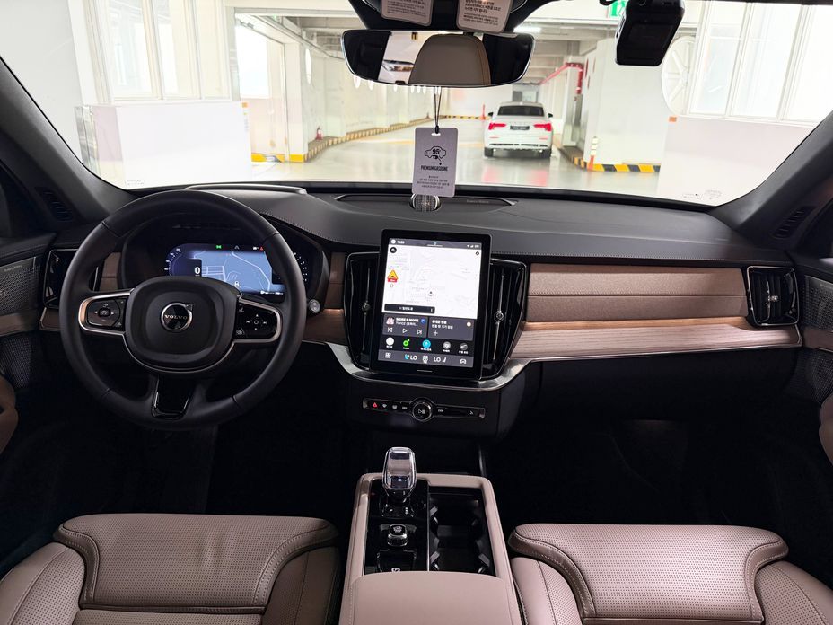 Volvo XC90 2025