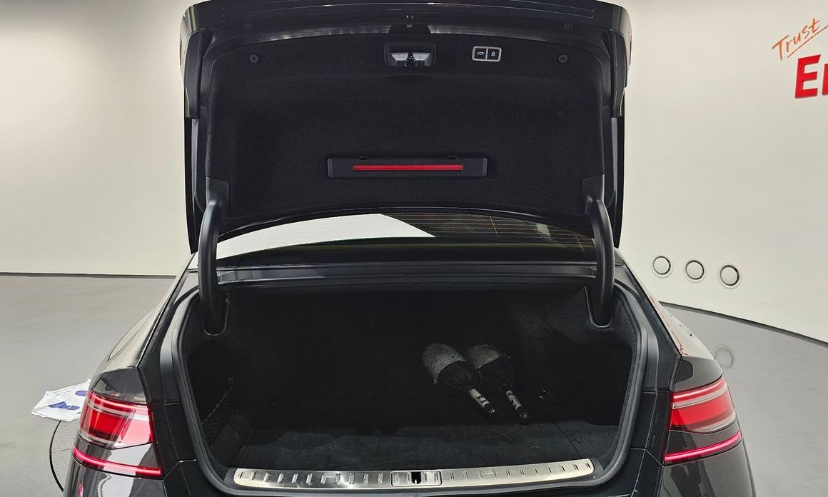 Genesis G90 2023