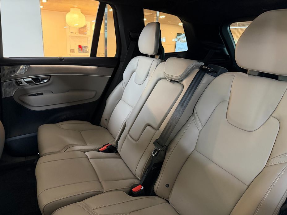 Volvo XC90 2025