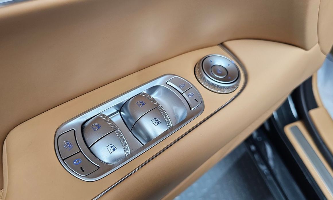 Genesis G90 2023