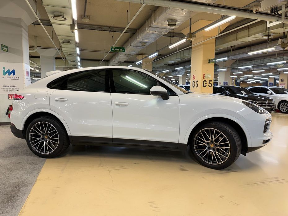 Porsche Cayenne 2023