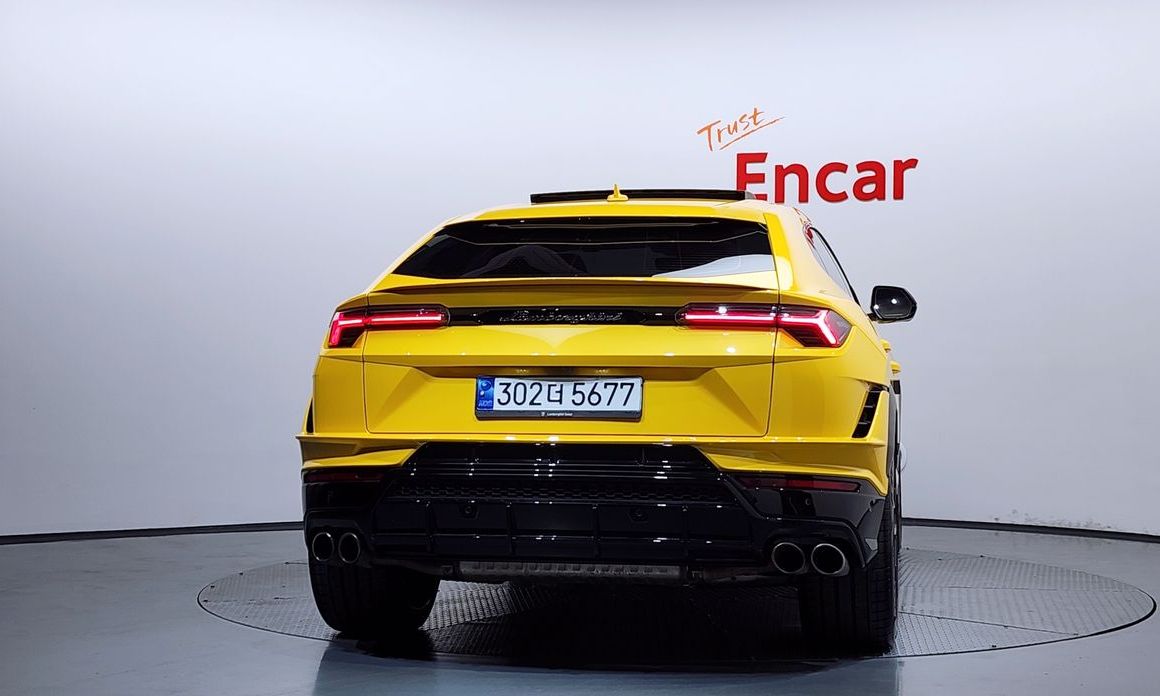 Lamborghini Urus 2023