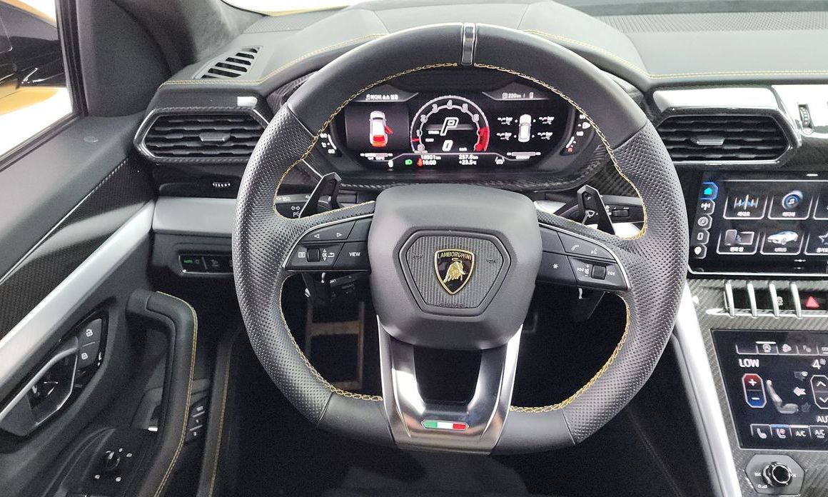 Lamborghini Urus 2023