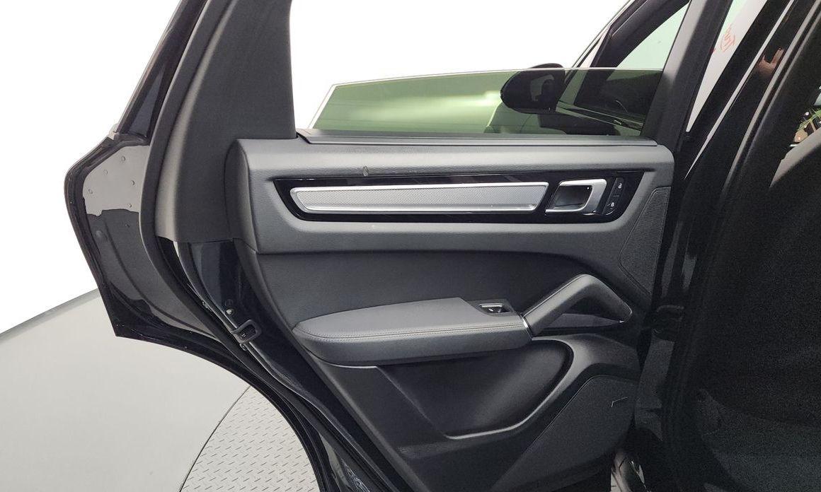 Porsche Cayenne 2022