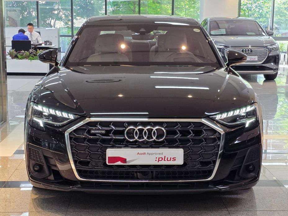 Audi A8 2023