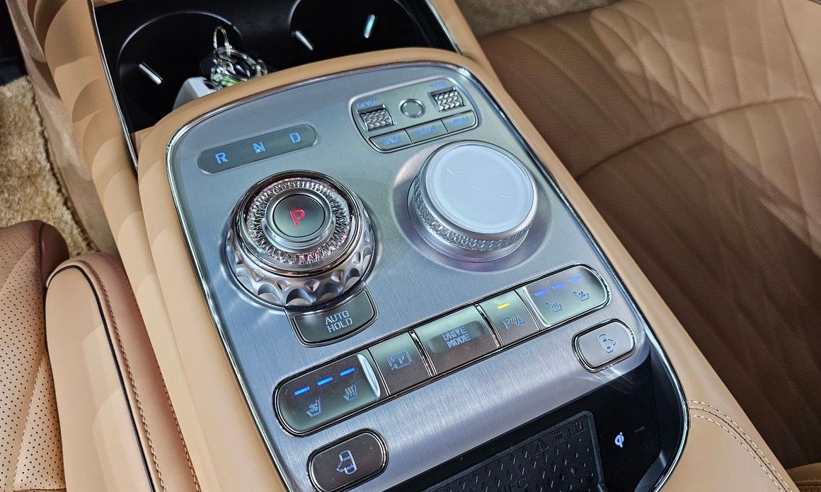 Genesis G90 2023