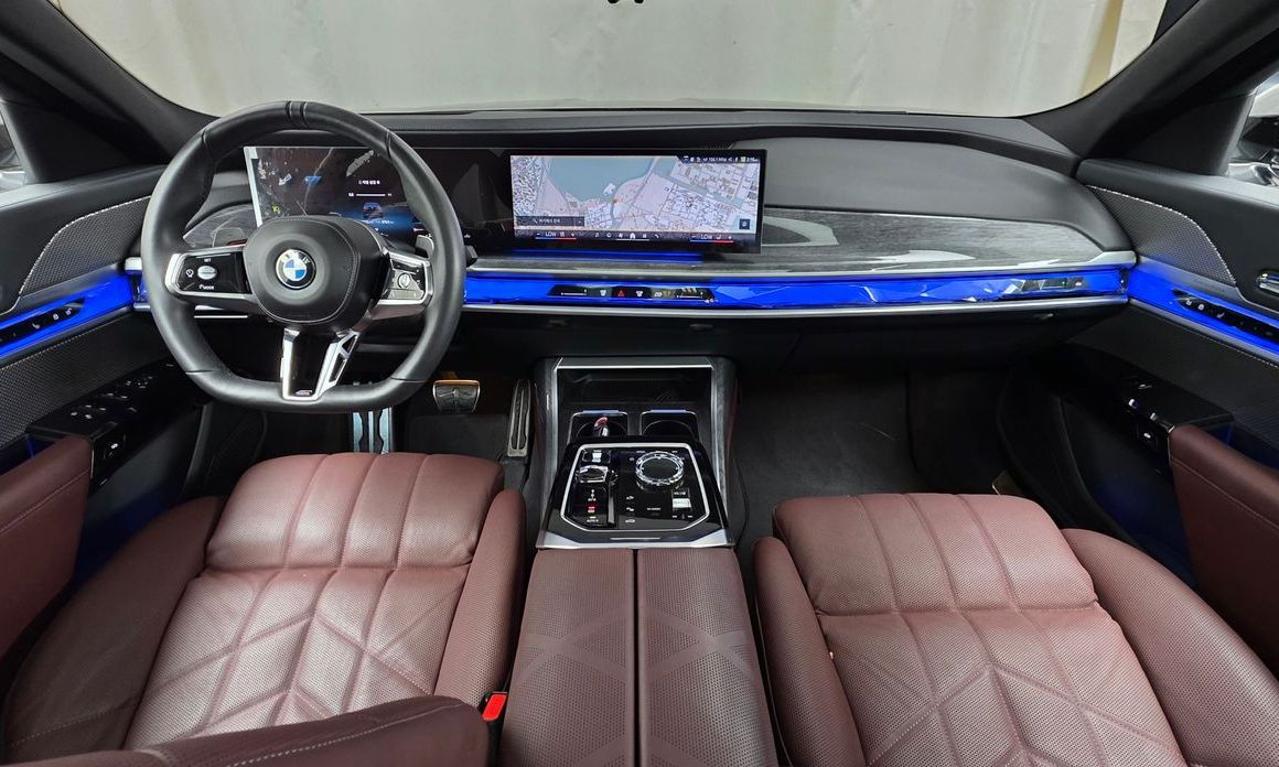 BMW 7-Series 2024