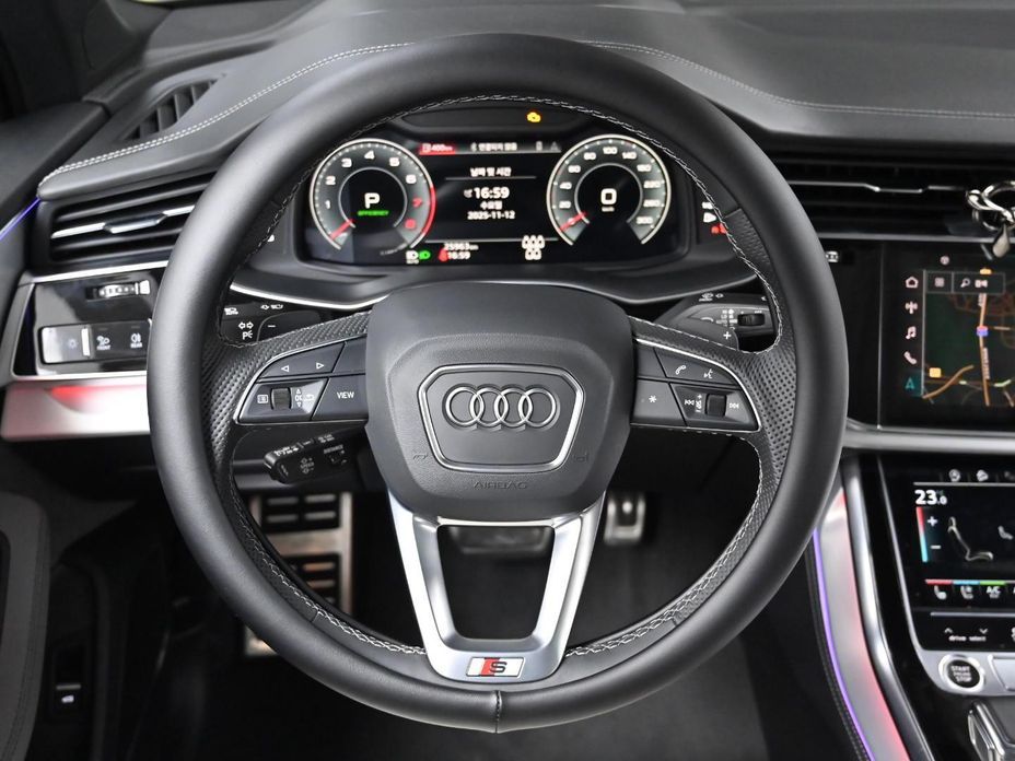 Audi Q7 2023