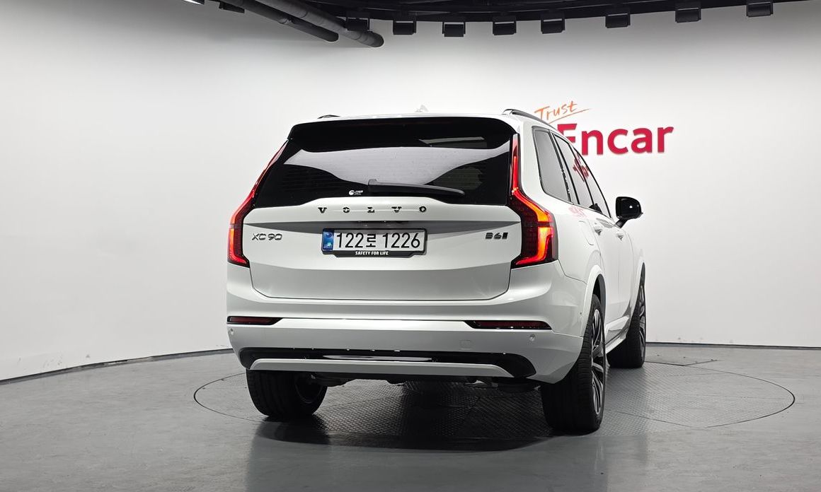 Volvo XC90 2026