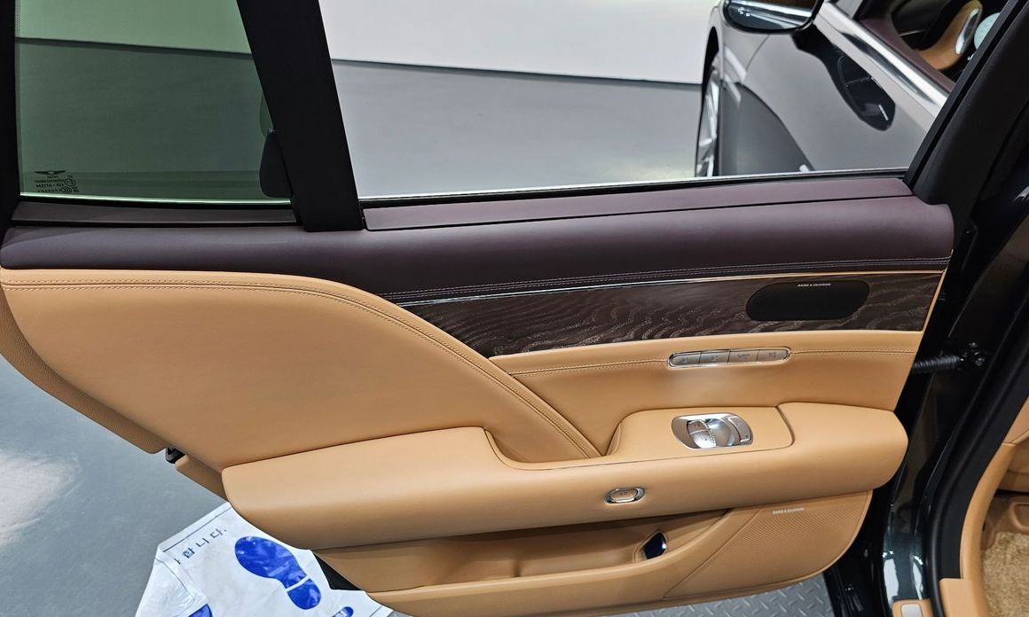 Genesis G90 2023