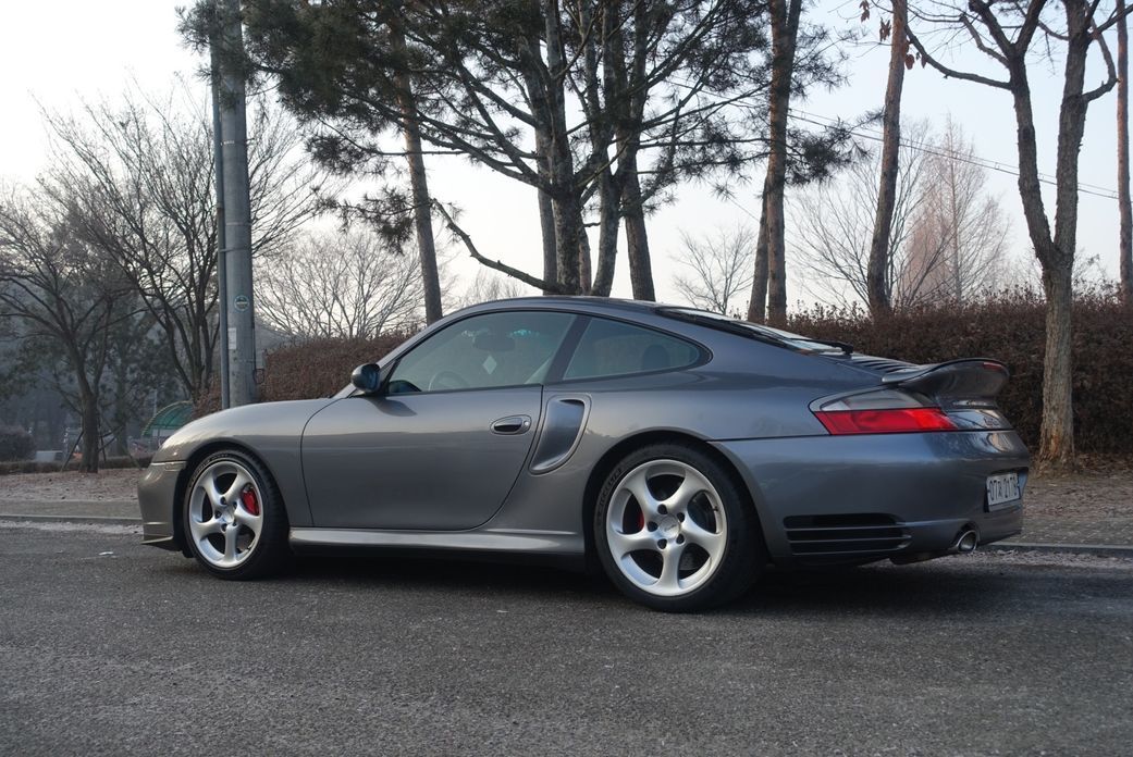 Porsche 911 2004