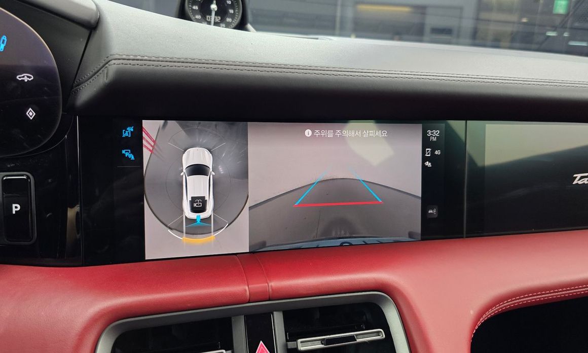 Porsche Taycan 2021