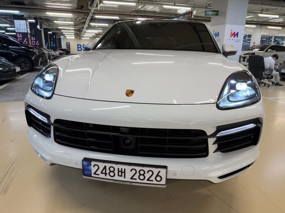 Porsche Cayenne 2023