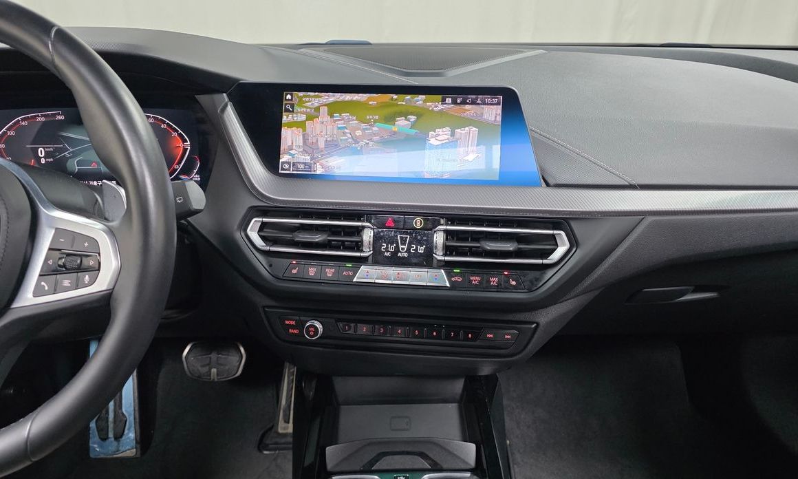 BMW 1-Series 2021
