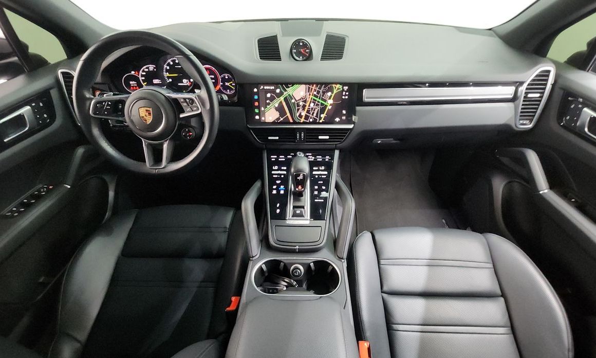 Porsche Cayenne 2022