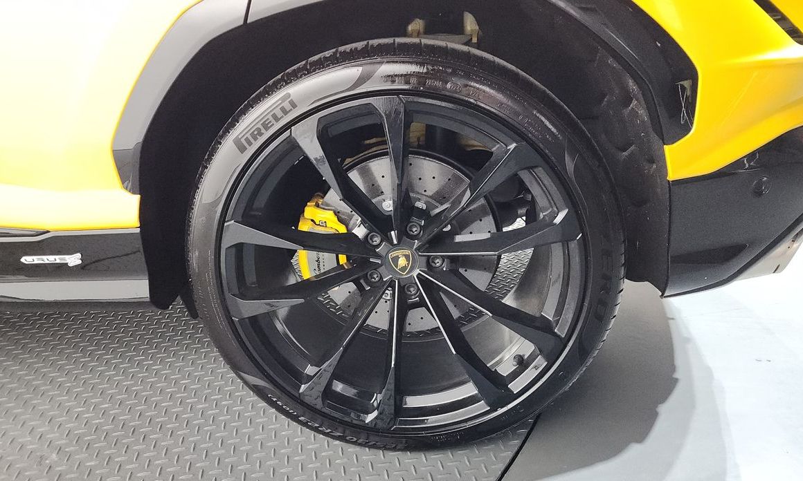 Lamborghini Urus 2023