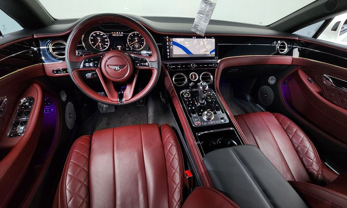 Bentley Continental 2020