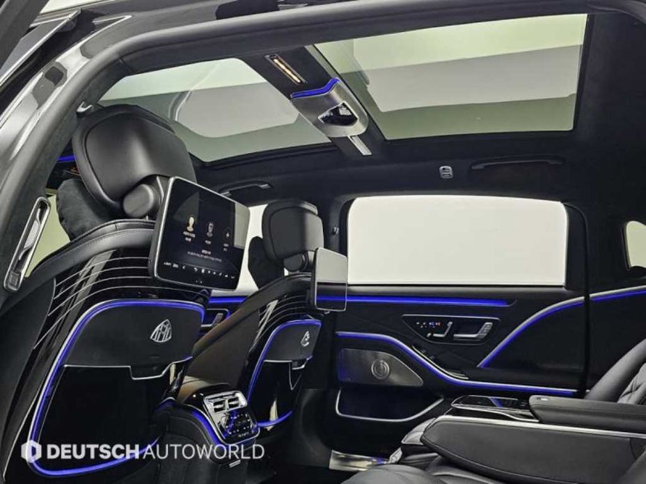 Mercedes-Benz S-Class 2023