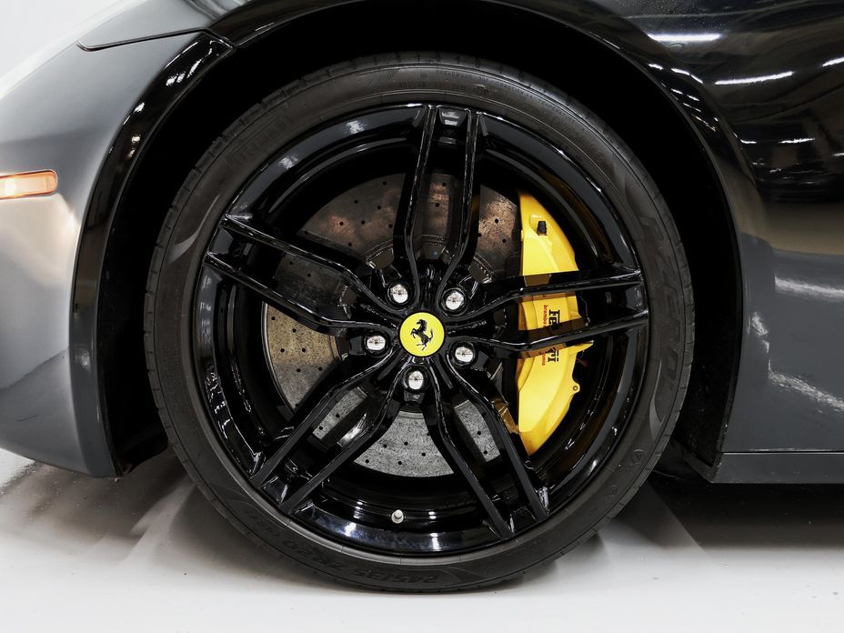 Ferrari FF 2012