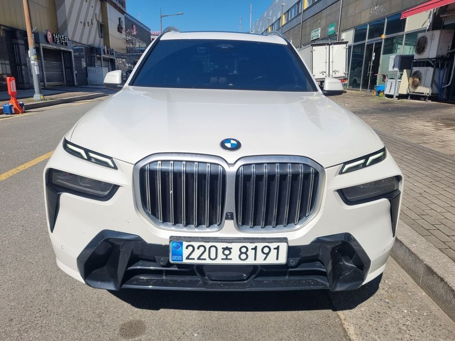 BMW X7 2024