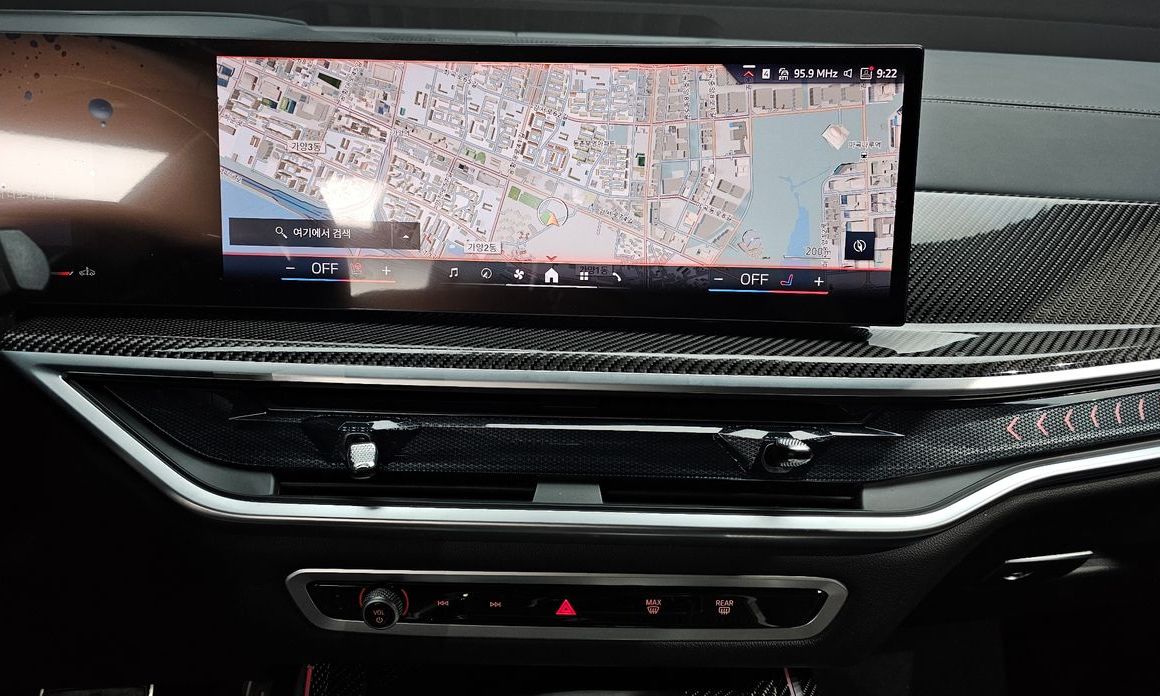 BMW X7 2025