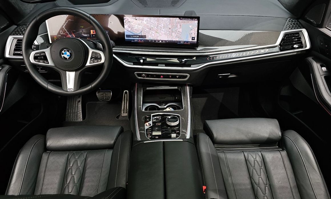BMW X7 2025